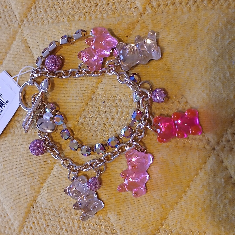 Betsey Johnson Gummy Bear Lucite Pink Rhinestone Bracelet Nwt Rare - Picture 3 of 4